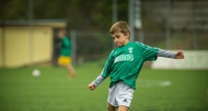 Neuvěřitelná proměna! Jak se jeden český fotbalista dostal z lavičky do světa slávy!