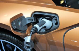 Může auto s hybridním pohonem zachránit vaši peněženku?