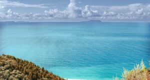 Zapomeňte na Bali! Objevte zapadlý ráj, o kterém turisté zatím nevědí!