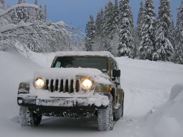 snow_car