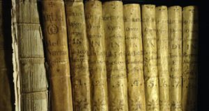 Tajemství Starodávné Knihovny, Které Vám Změní Pohled na Knihy!