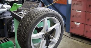 Proč vaše pneumatiky rozhodnou, jestli přežijete zimu na silnicích!