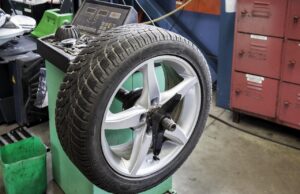 Proč vaše pneumatiky rozhodnou, jestli přežijete zimu na silnicích!